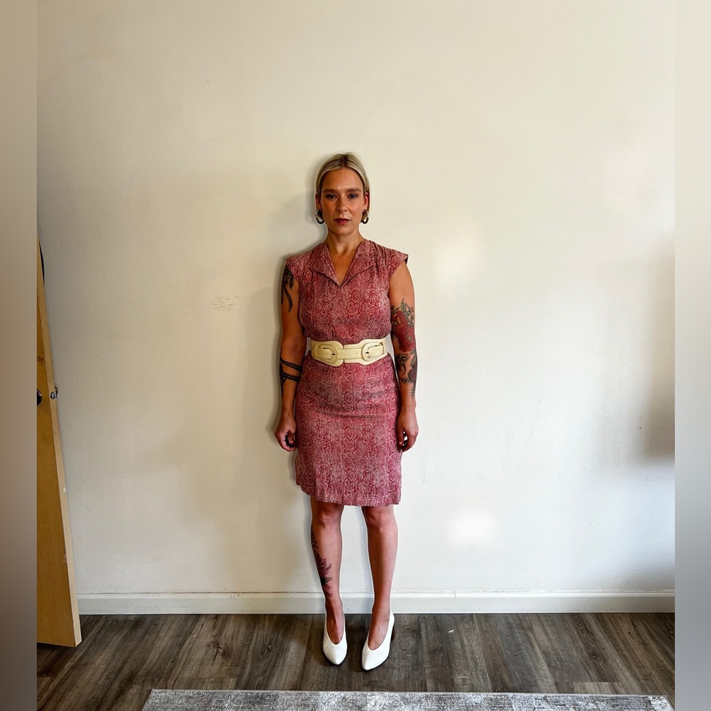 70s snake skin embroidered fabric fitted workwear occasion wear dress size 0